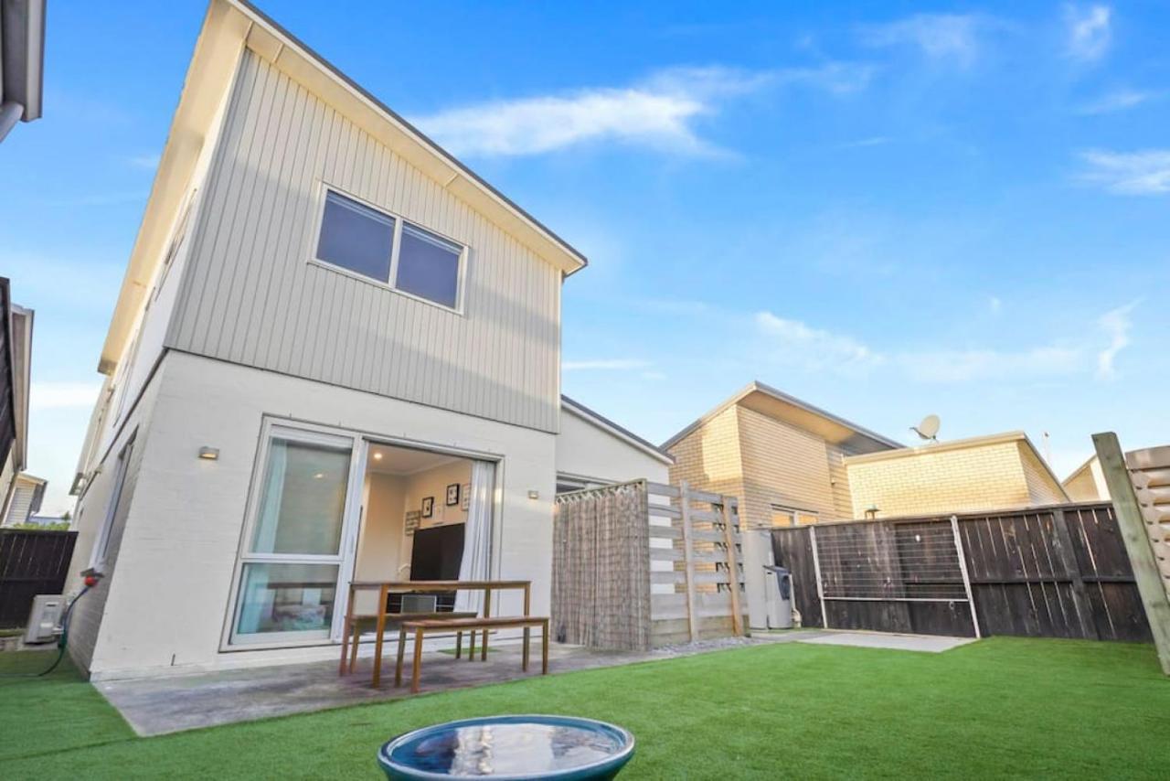 Lux Modern 3Br Family House -Fenced Yard - Big Tv Villa Auckland Exterior photo